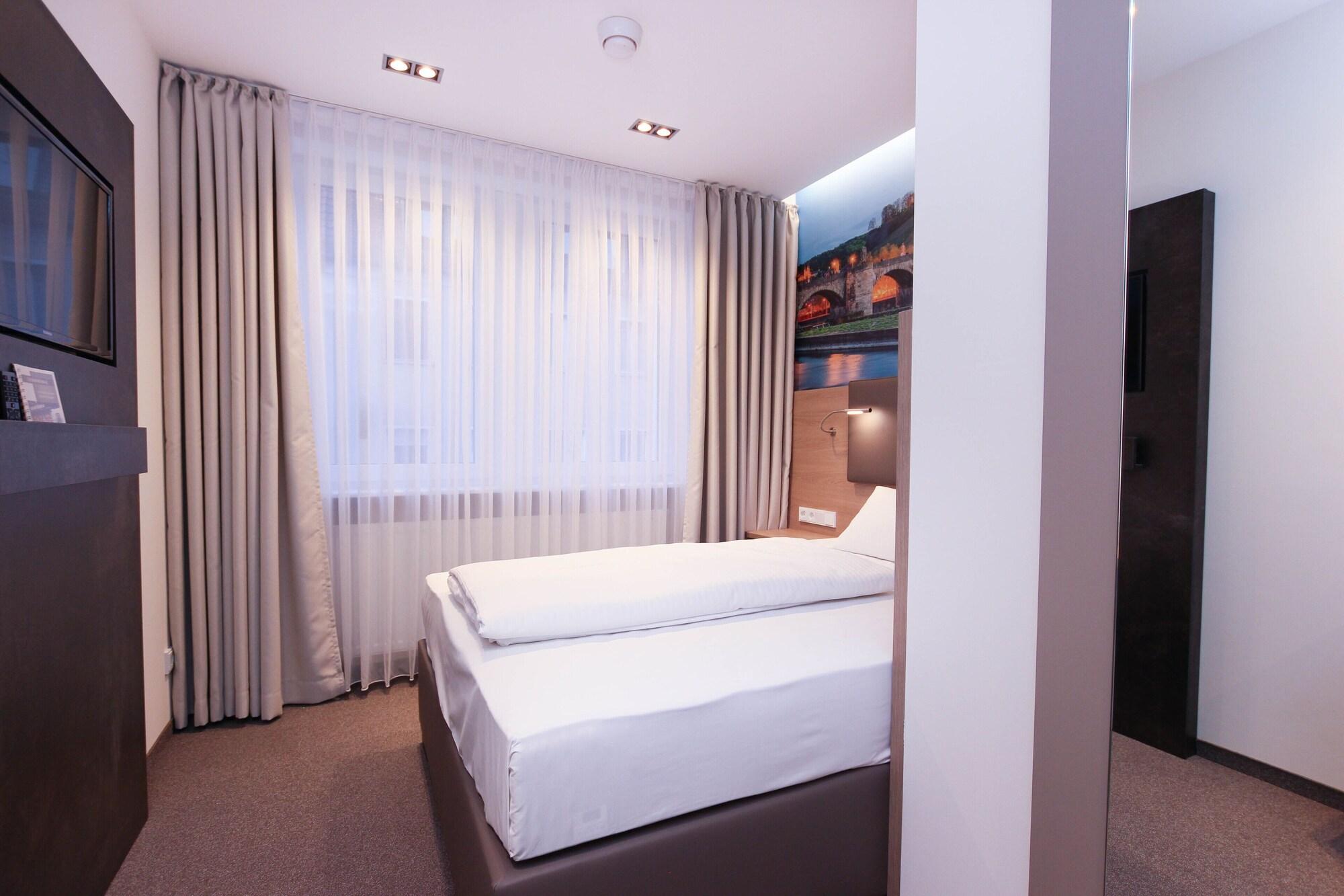 City Hotel Wuerzburg Extérieur photo